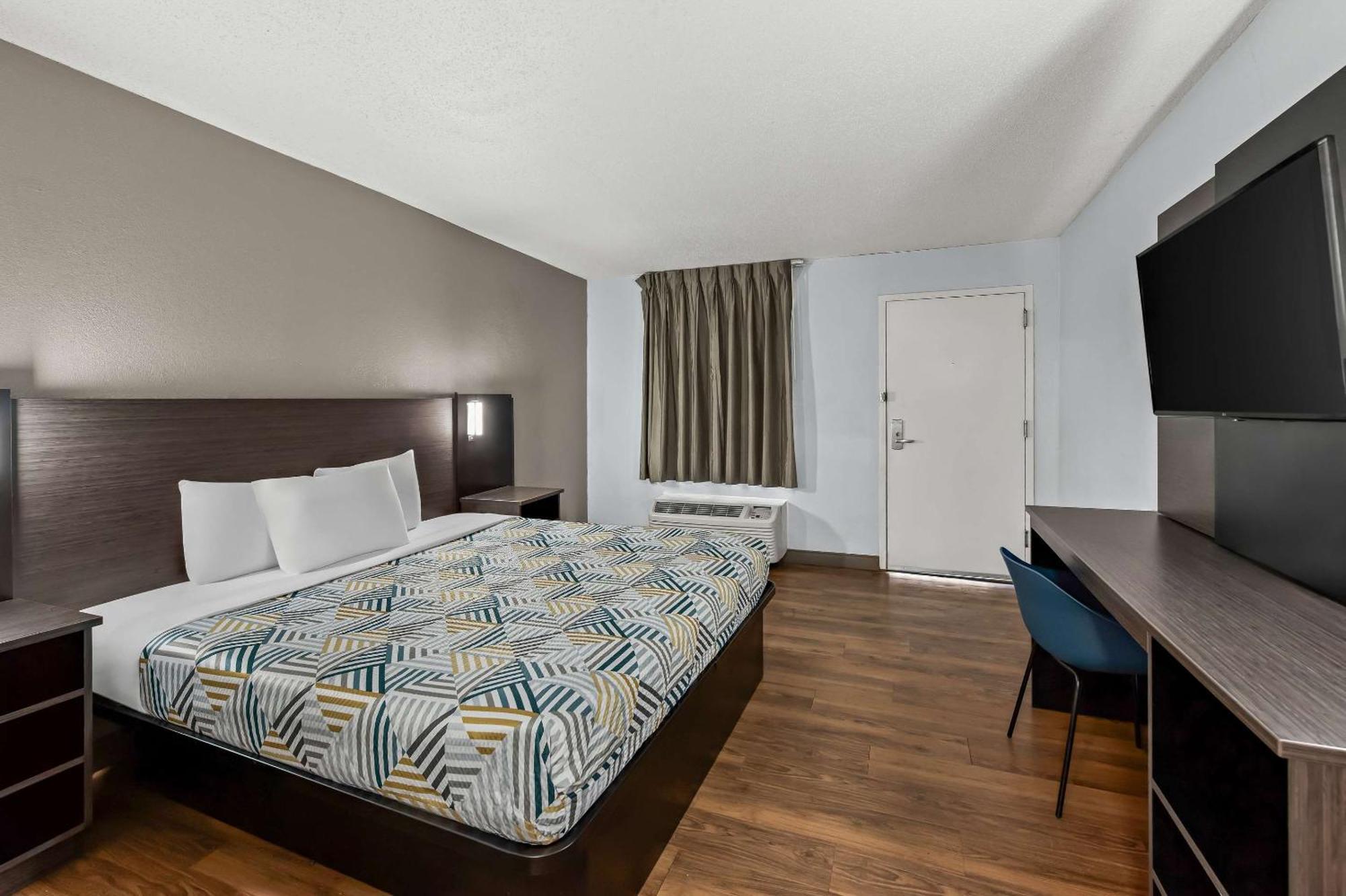 Motel 6 Lester - Philadelphia Airport Eksteriør billede