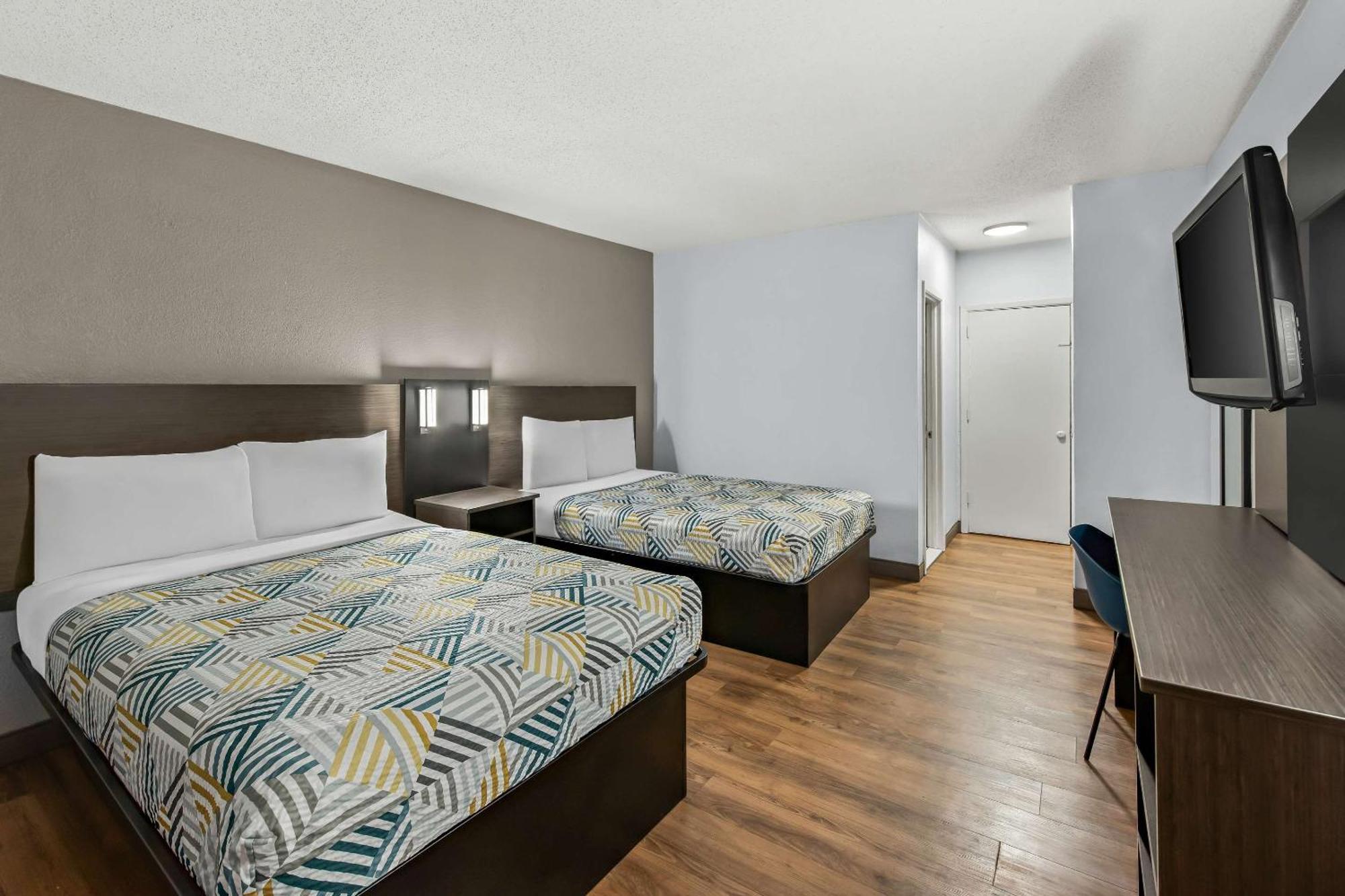 Motel 6 Lester - Philadelphia Airport Eksteriør billede