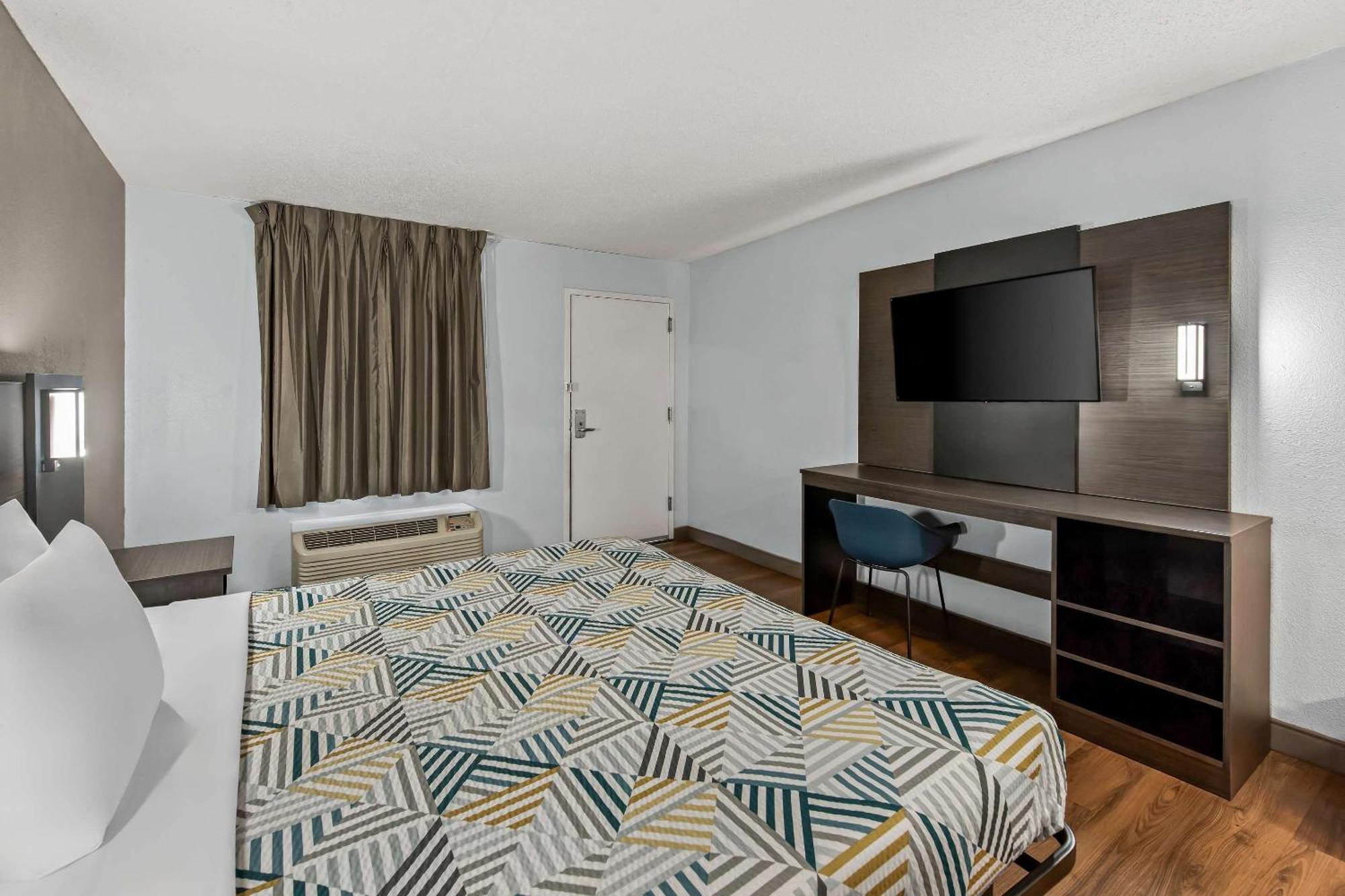 Motel 6 Lester - Philadelphia Airport Eksteriør billede