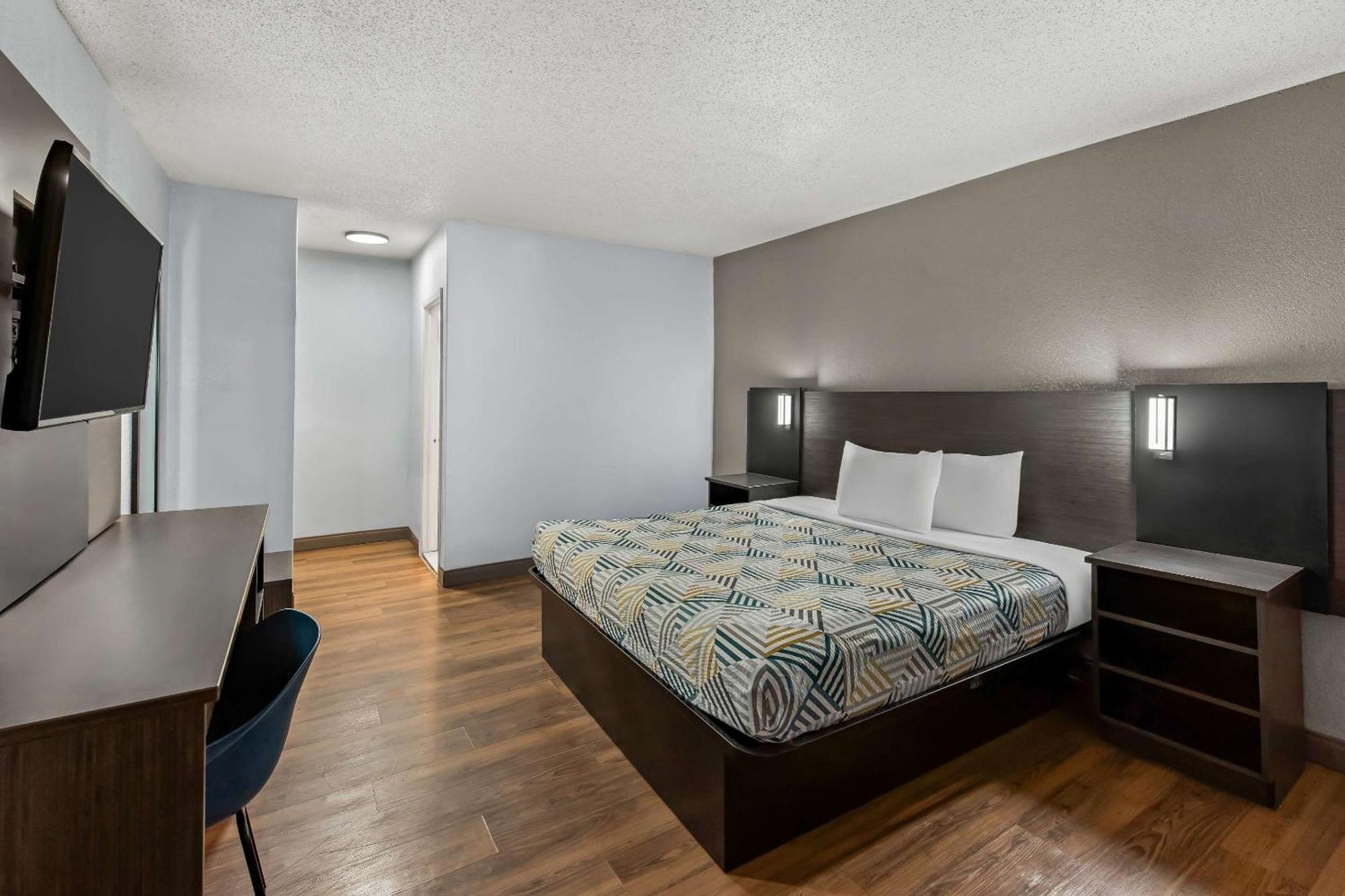 Motel 6 Lester - Philadelphia Airport Eksteriør billede
